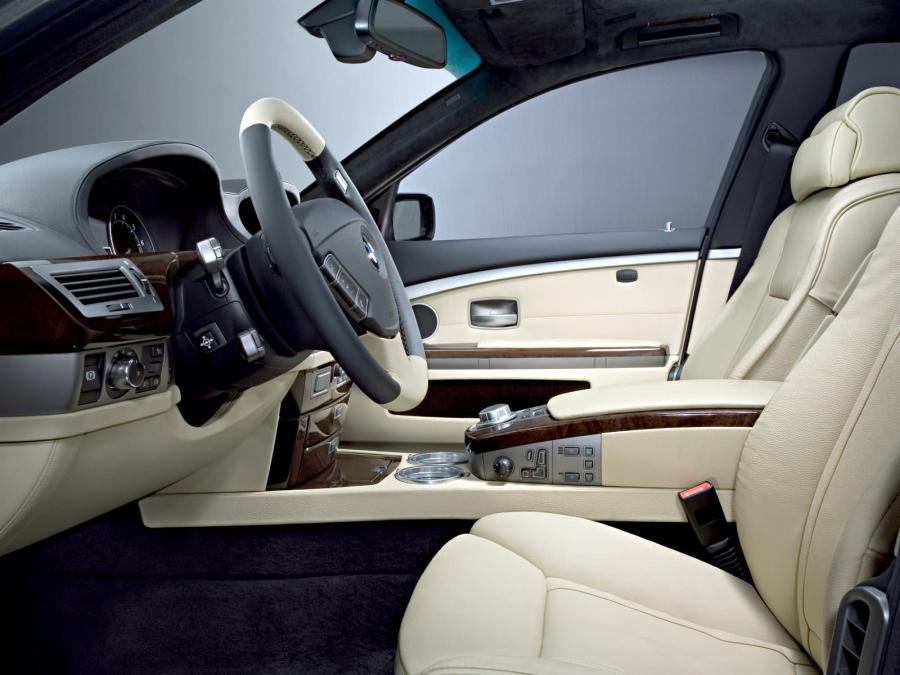  BMW 760Li Special Edition Exclusive 2006 года  (фото 6 из 9)